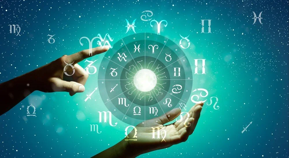 2025 Astroloji Yorumları: Yıldızlar Ne Söylüyor?