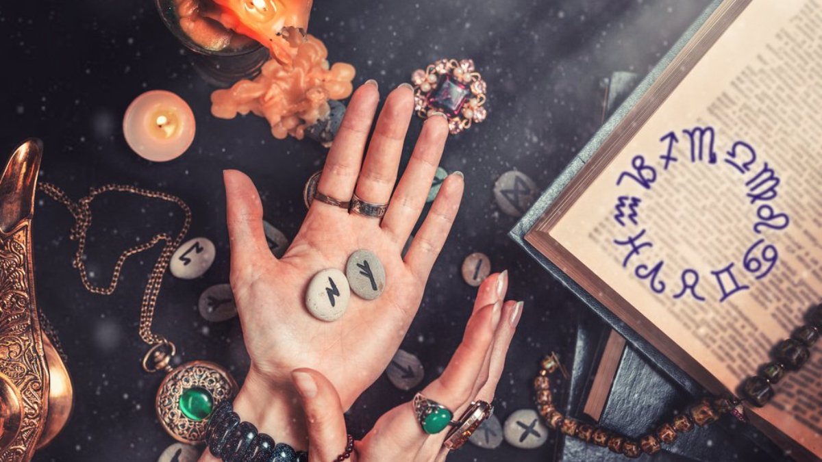 Runik Astroloji: İskandinav Mitolojisinin Sembollerinden Gelen Kadim Bilgelik